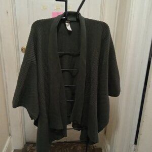 Lululemon athletica dark green 'Cape' and in good shape